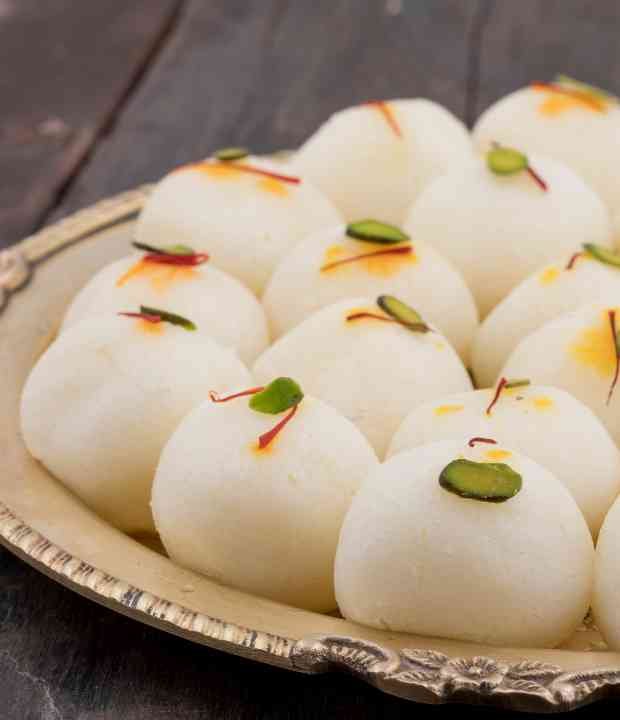 Small Rasagulla Small Rasgulla – om sweet shop
